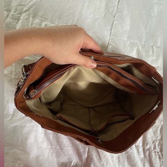 JONES NEW YORK quilted purse in caramel color - Picture 7 of 9